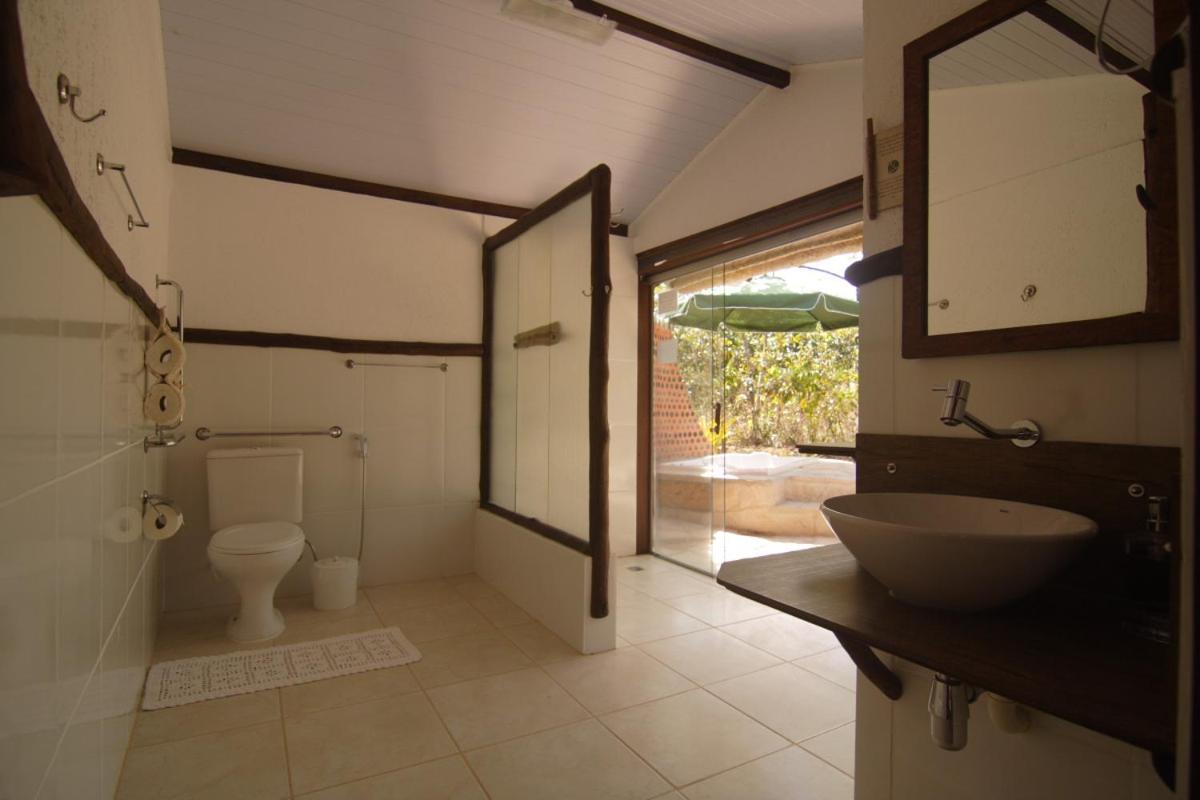 Pousada Vale das Araras - Housity