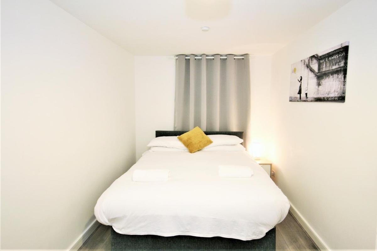 The Aldgate Rooms - Housity