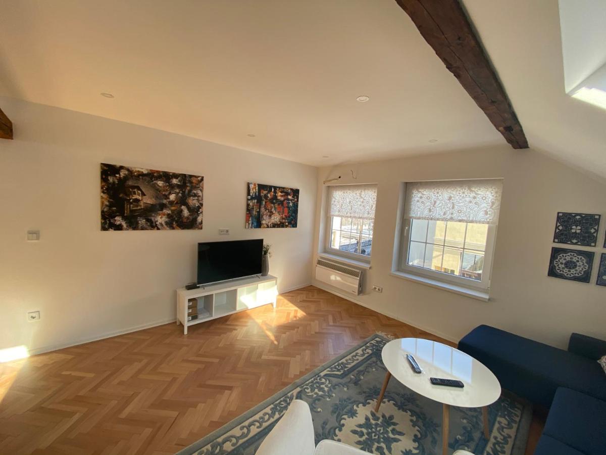 East Apartment Sarajevo - Housity
