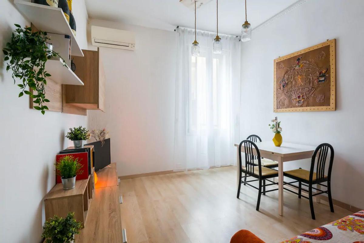 Elly's House - Housity