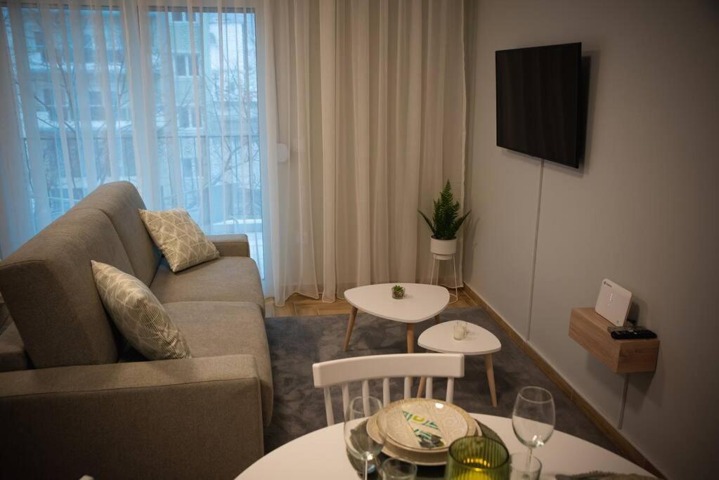 IRRESISTABLE STUDIO IN THE HEART OF XANTHI - Housity