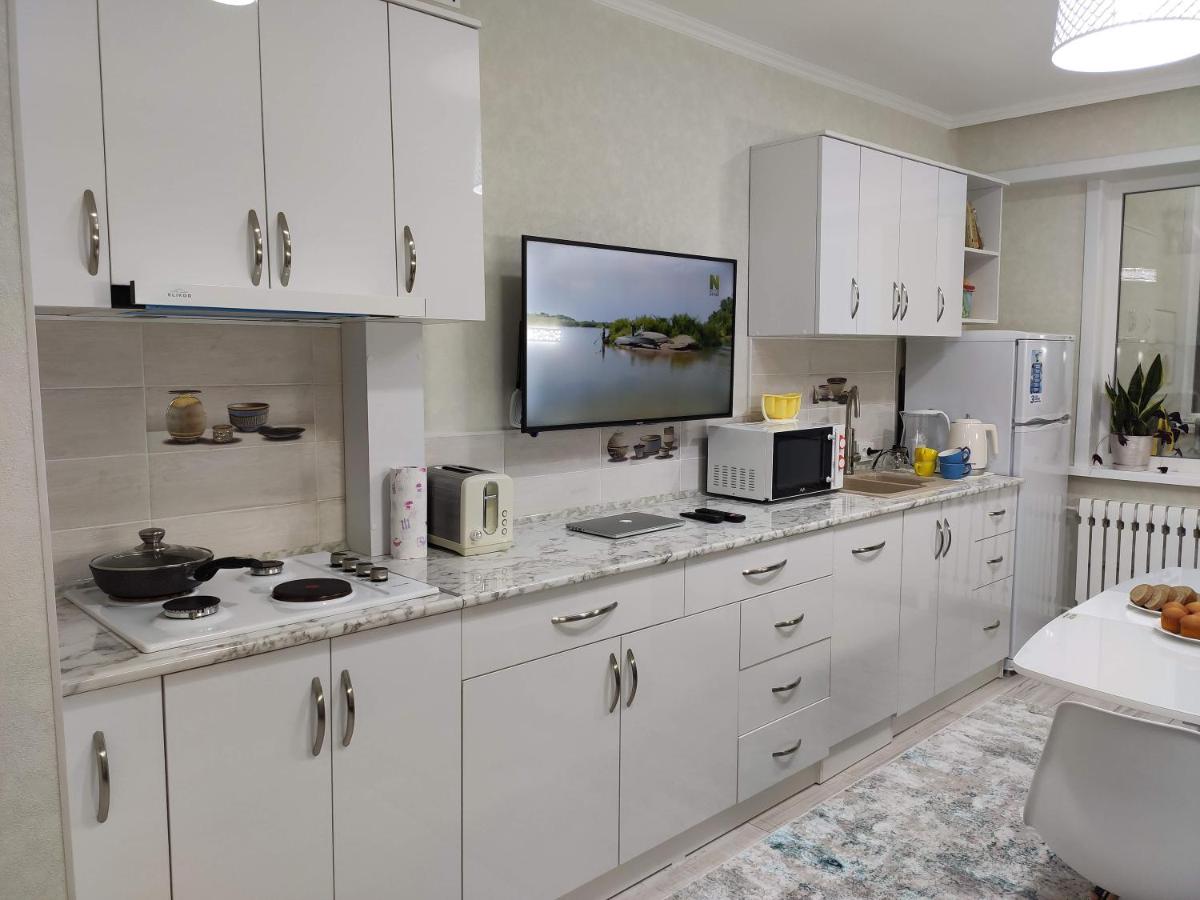 Lux Apartment Karakol Center - Housity