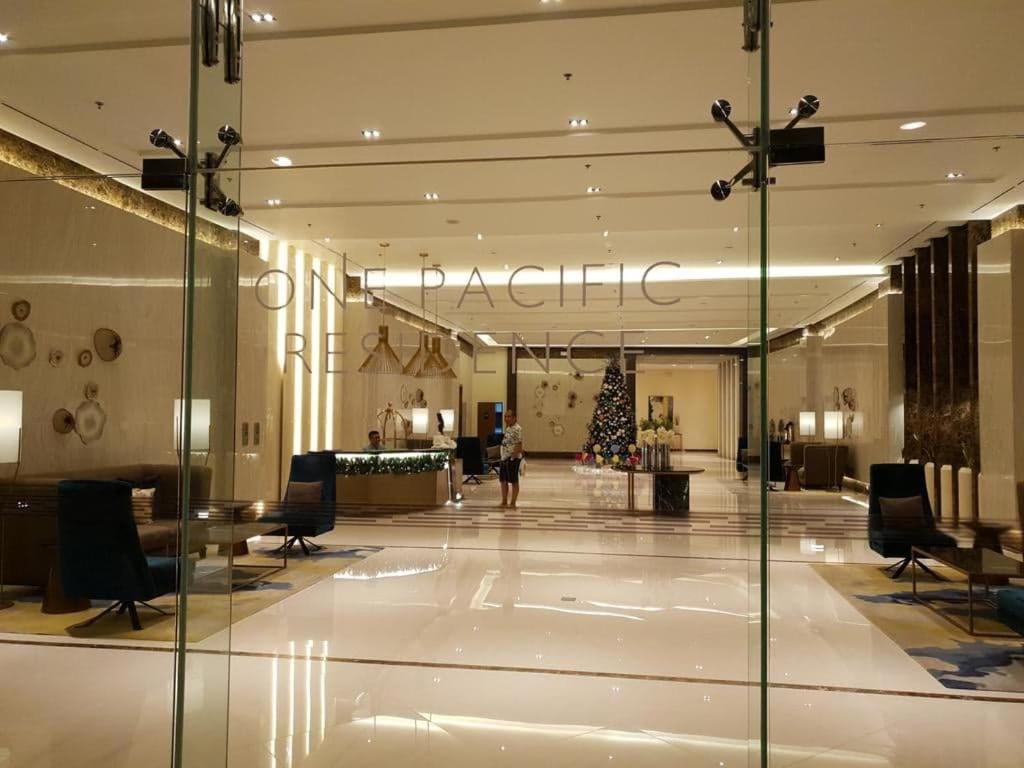 Modern One Bedroom Condo at Mactan, Cebu - Housity