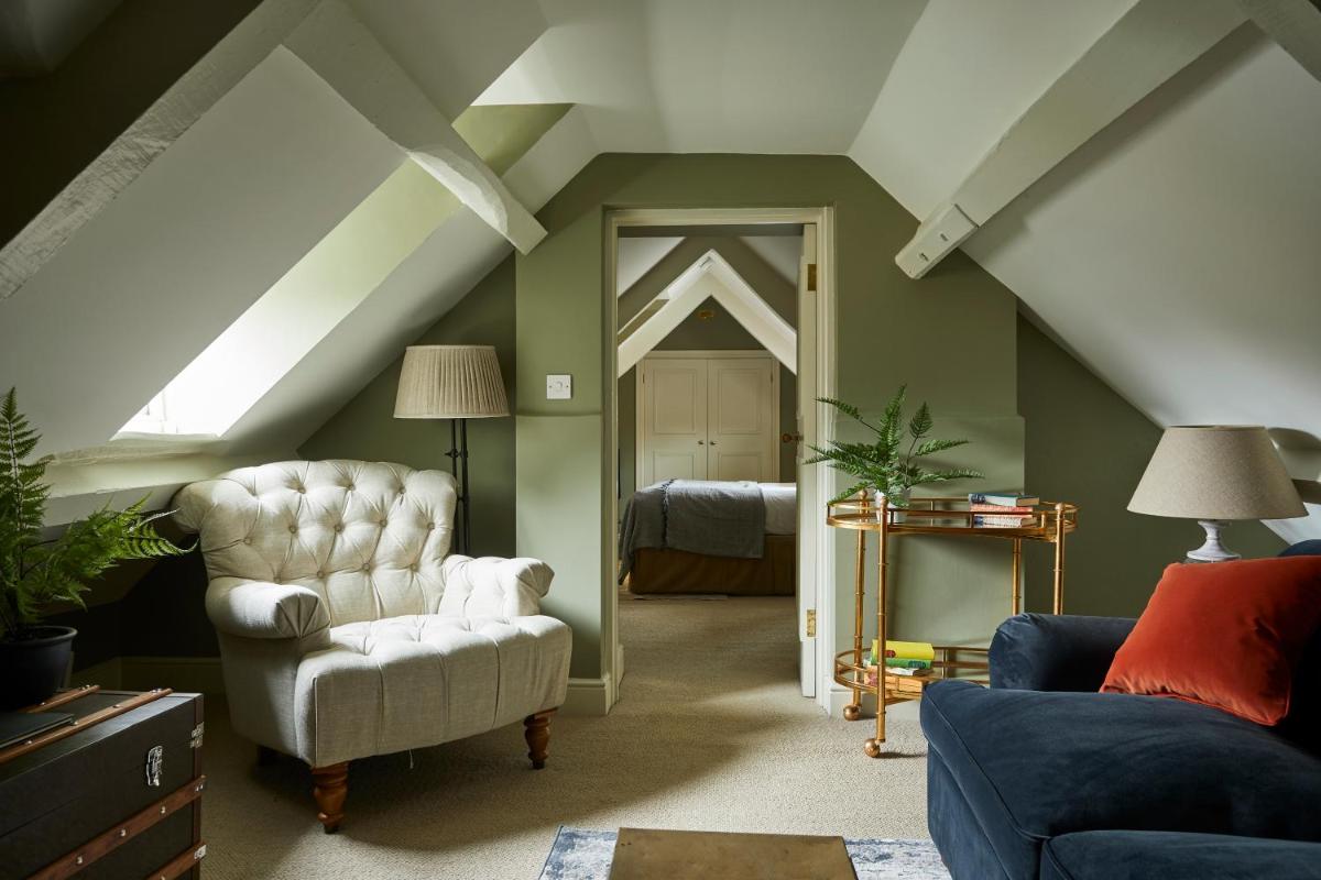 The Methuen Arms - Housity