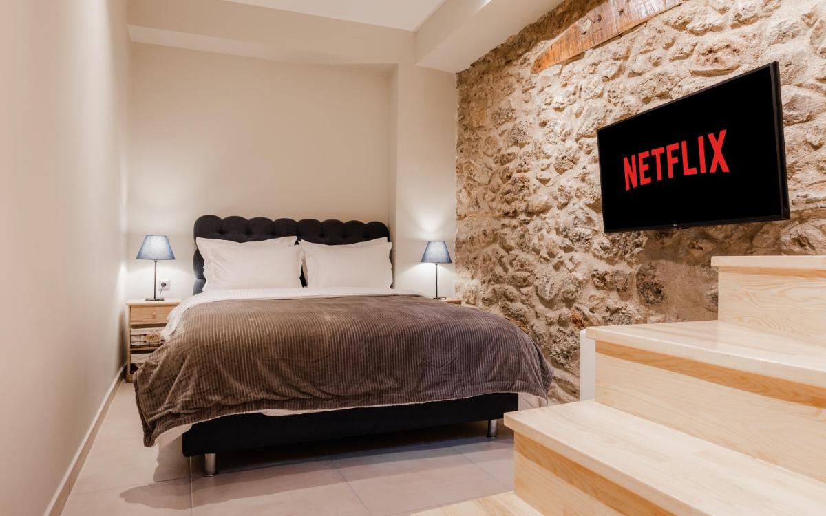 Aldia Suites Arachova - Housity
