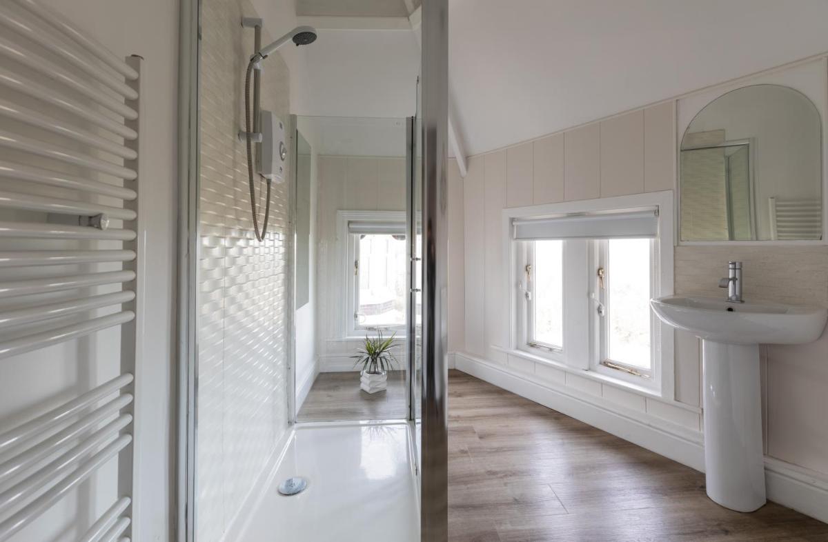 Beach View Apartment - Housity