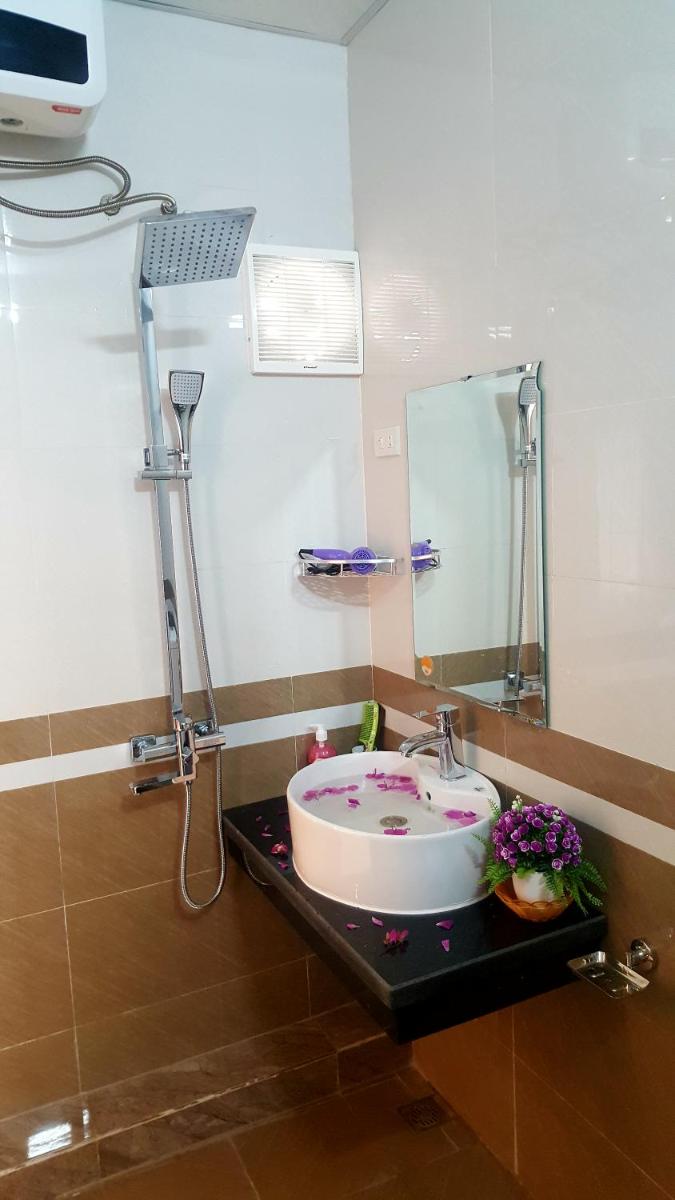 Quang Quang Garden Bonsai Homestay - Housity