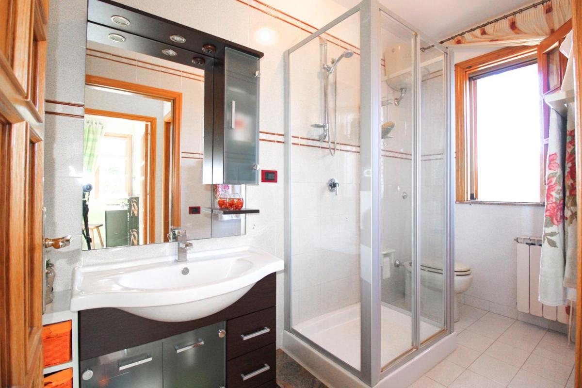 Villa privata con ingresso gratuito al beach club, Villa Mingari - Housity