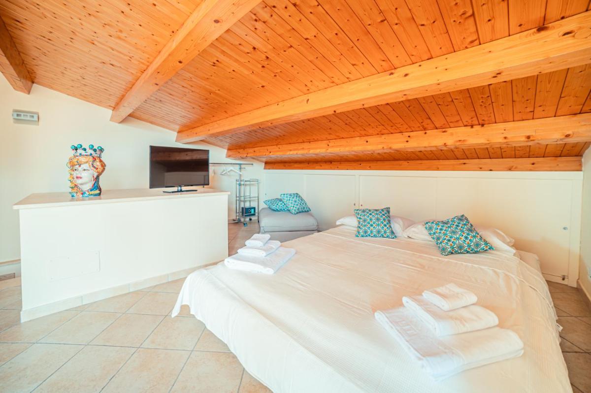 Mosaico Taormina Guest House - Housity