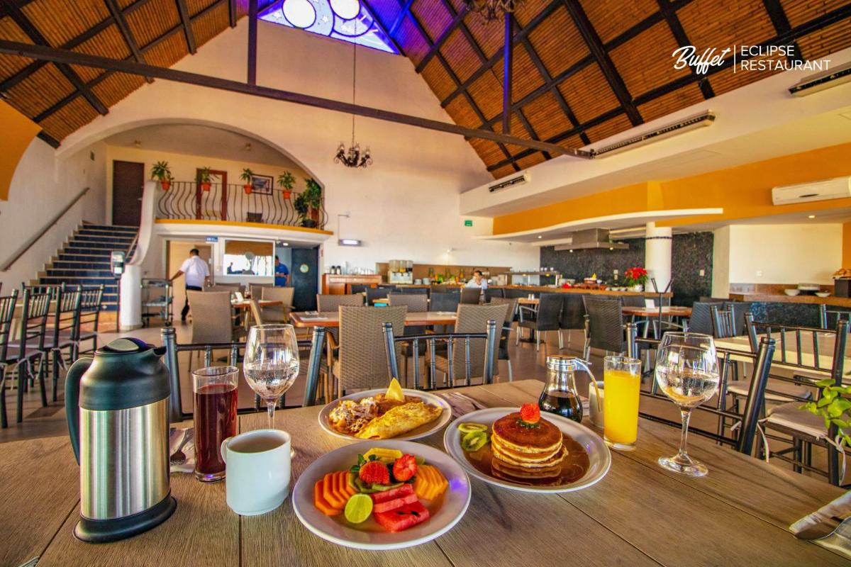 Luna Palace - Housity