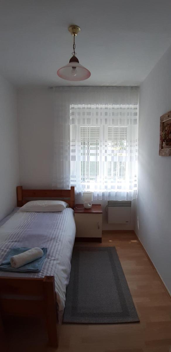 Apartment Ivana - Housity
