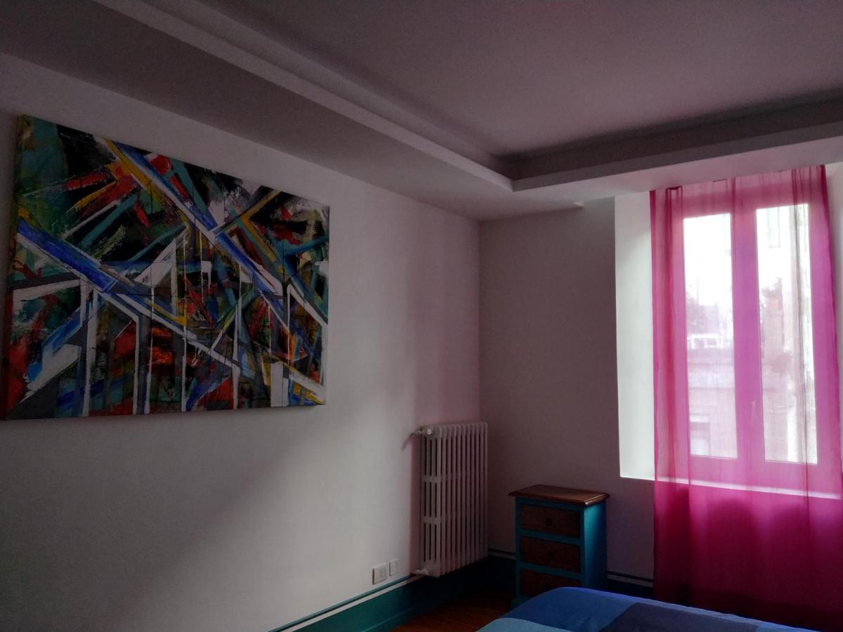 Domus Angularia - Housity