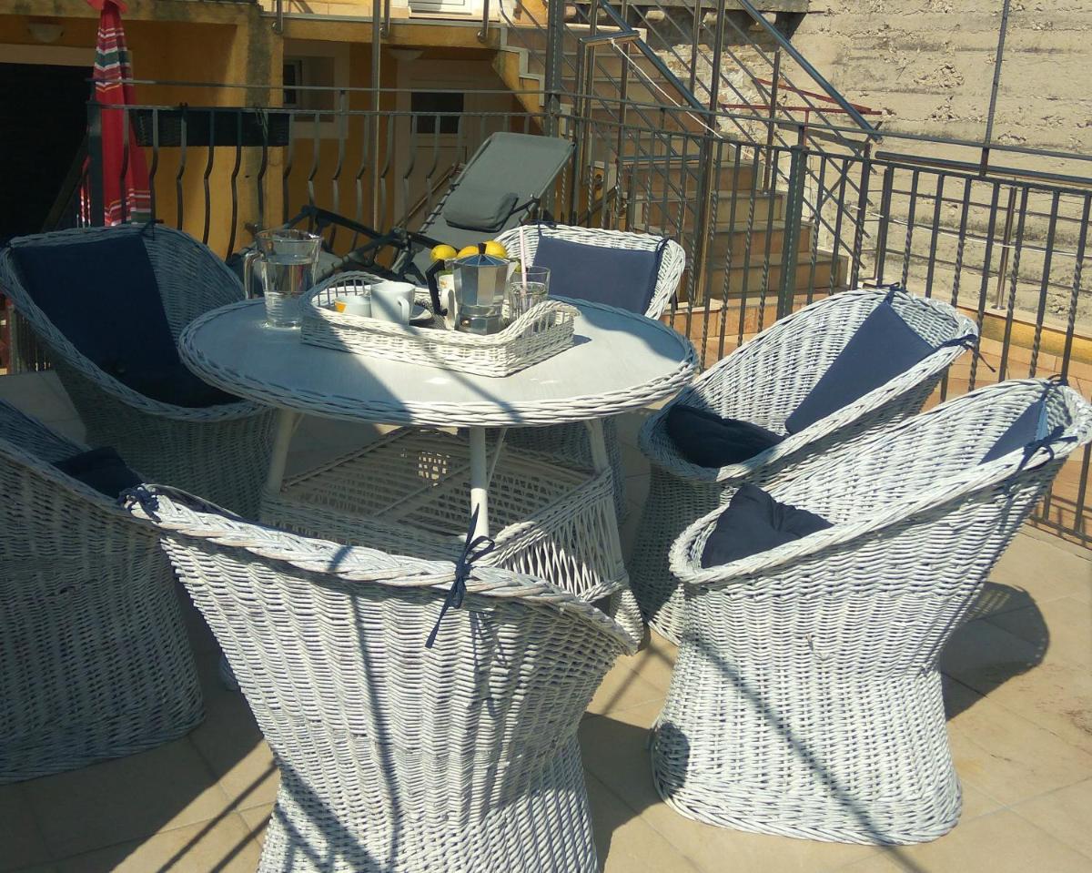 Apartment Otok - Housity
