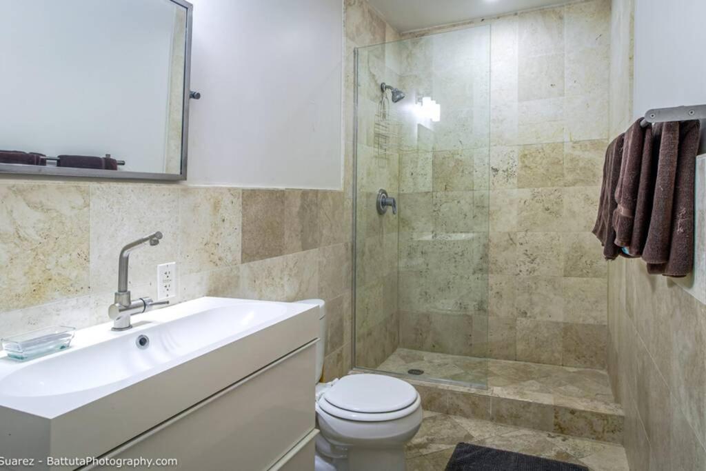 Sagamore Fantastic location in SoBe, Pool! - Housity