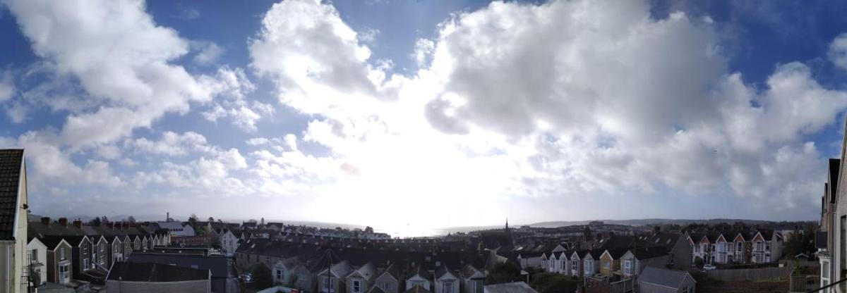 Bright, Modern 1 Bedroom Apartment, Uplands, Swansea - Housity