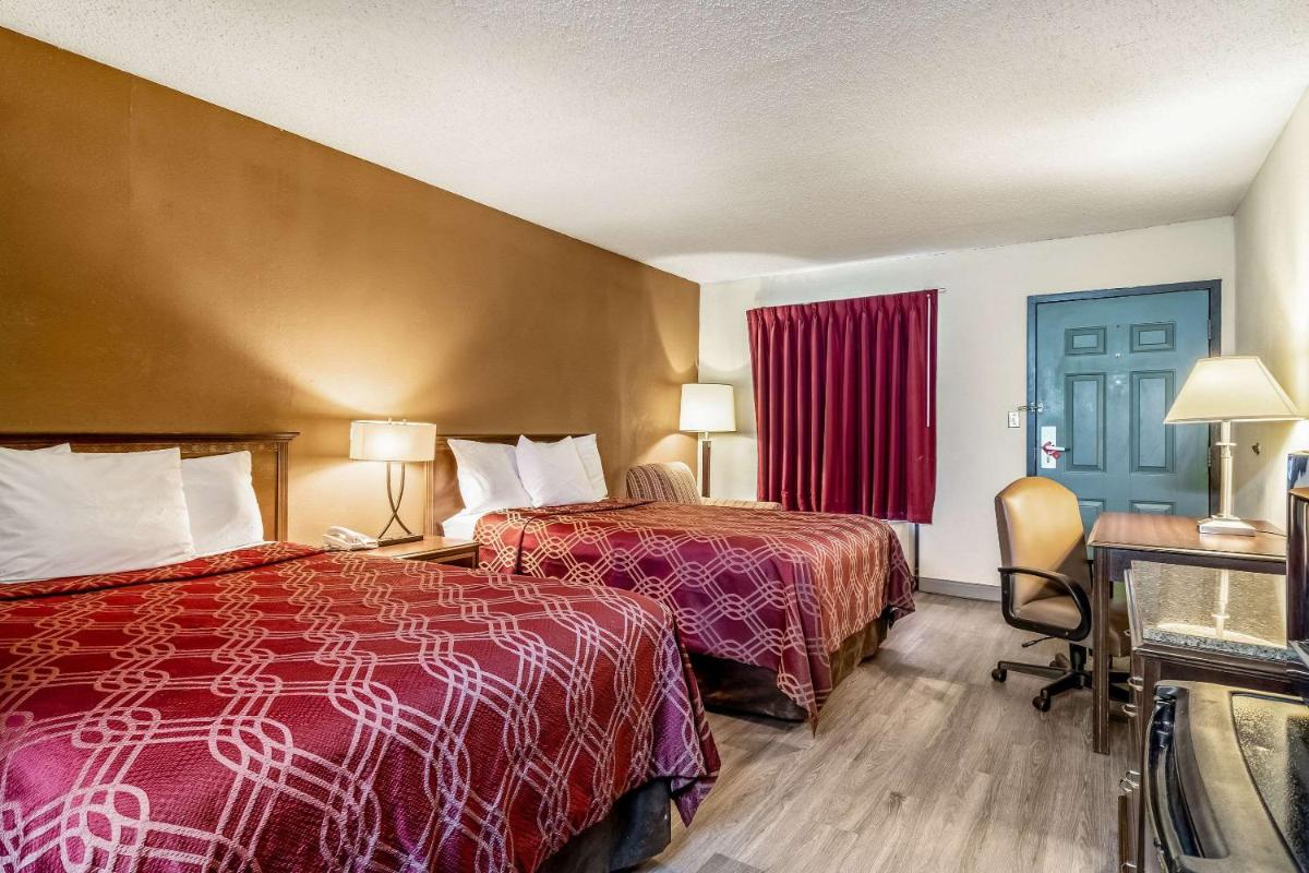 Econo Lodge Acworth East - Housity