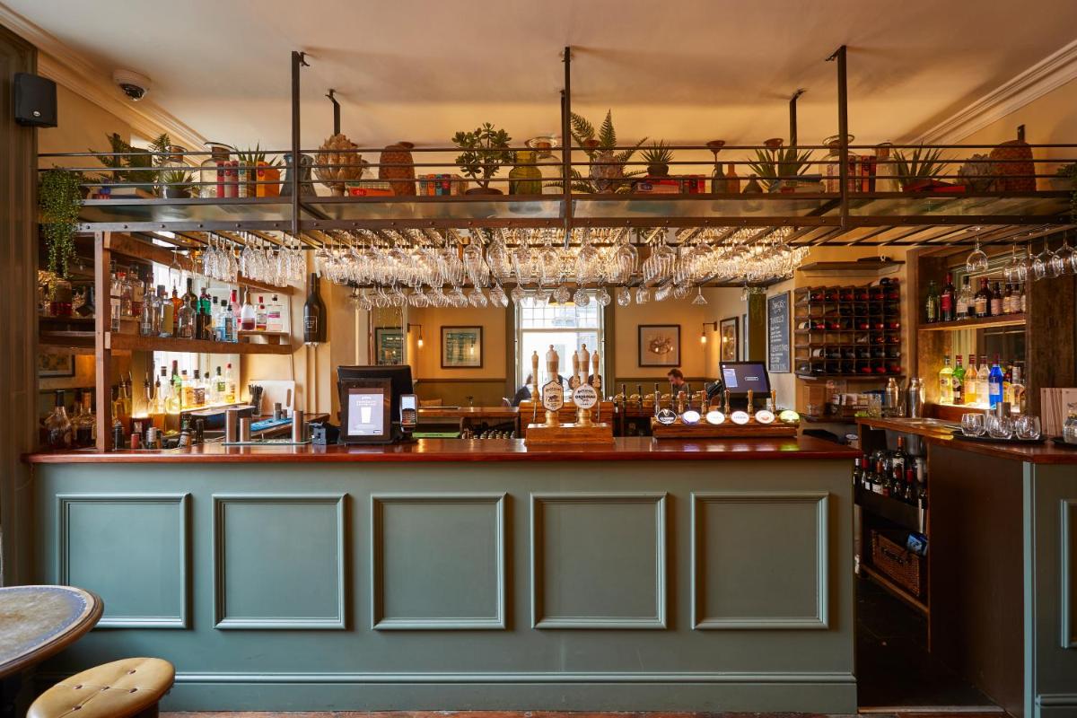 The Methuen Arms - Housity