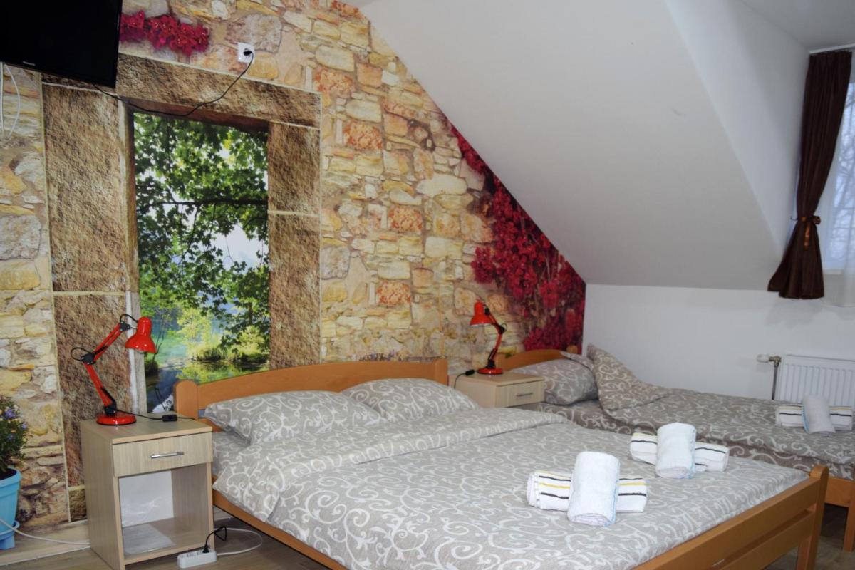 Nadja - Housity