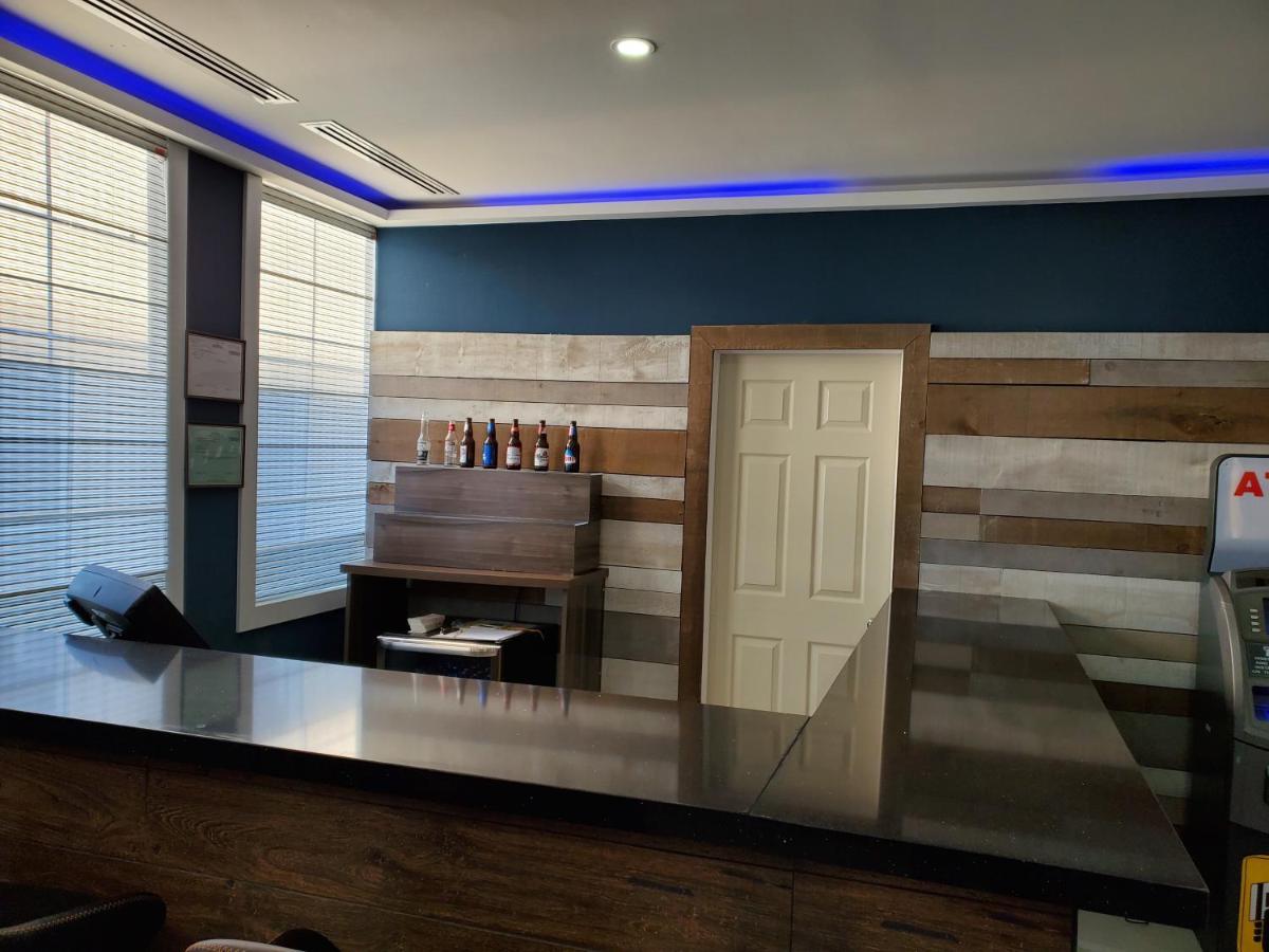Days Inn by Wyndham Saint John - Housity