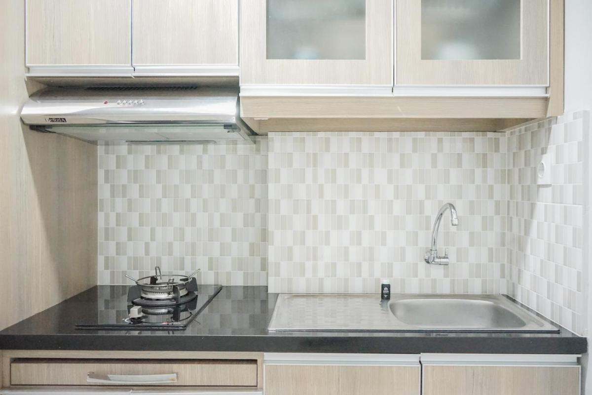 Comfy Studio at Beverly 90210 Apartment By Travelio - Housity