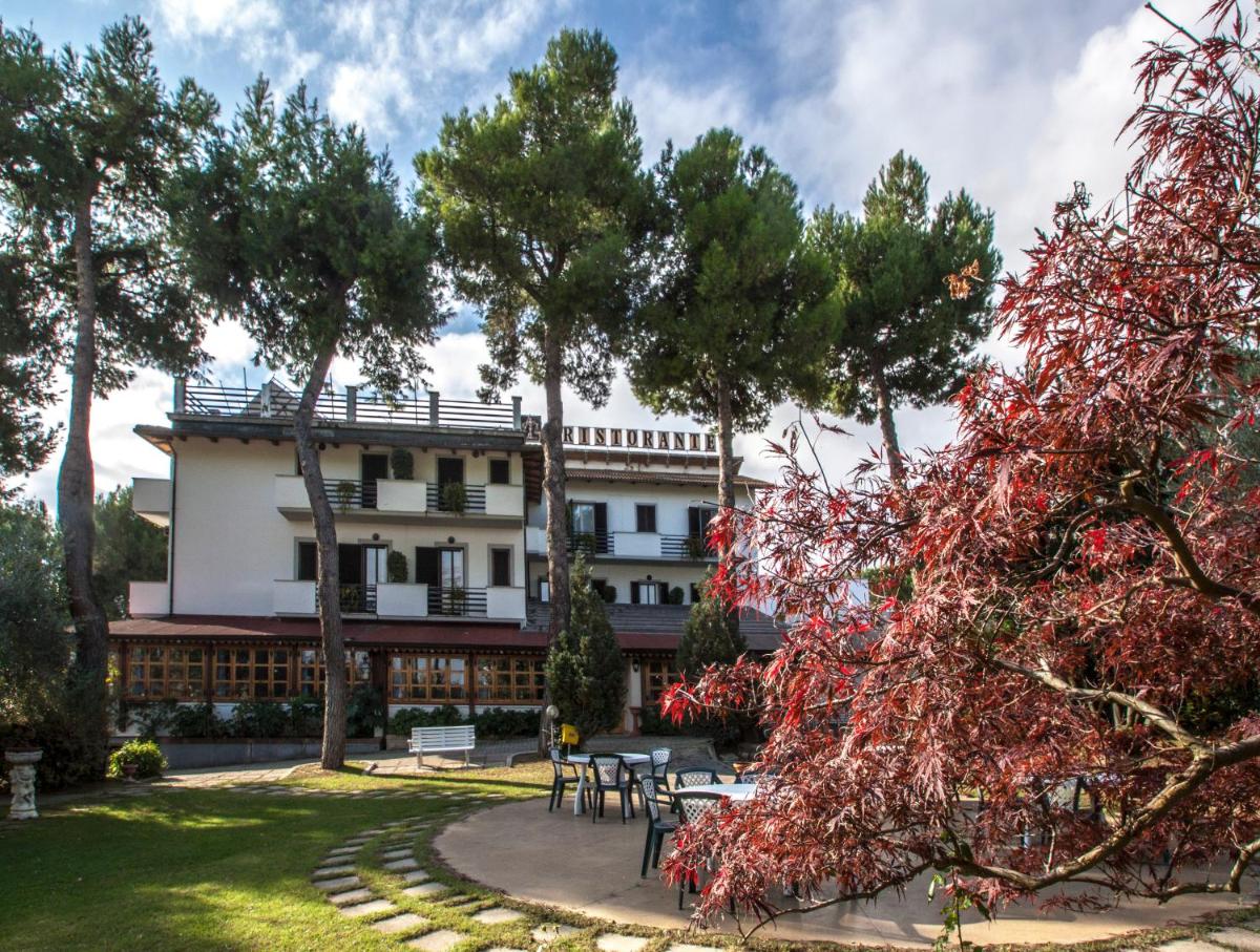 Hotel Ristorante La Bilancia - Housity