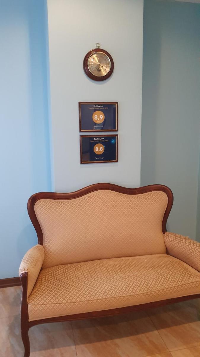 Parus Hotel - Housity