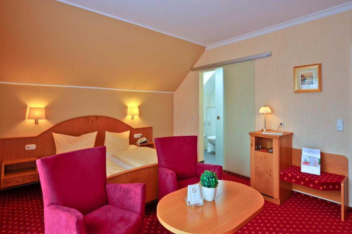 Landhotel Püster - Housity