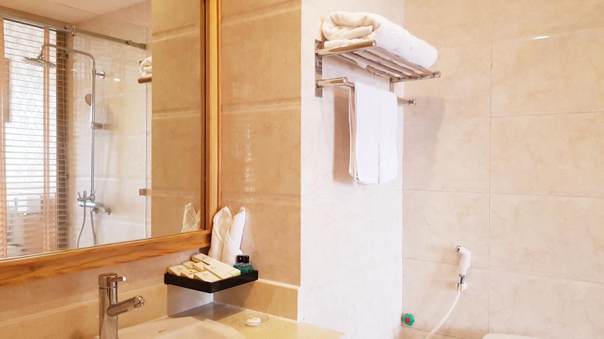 Palm Hotel Thanh Hoa - Housity
