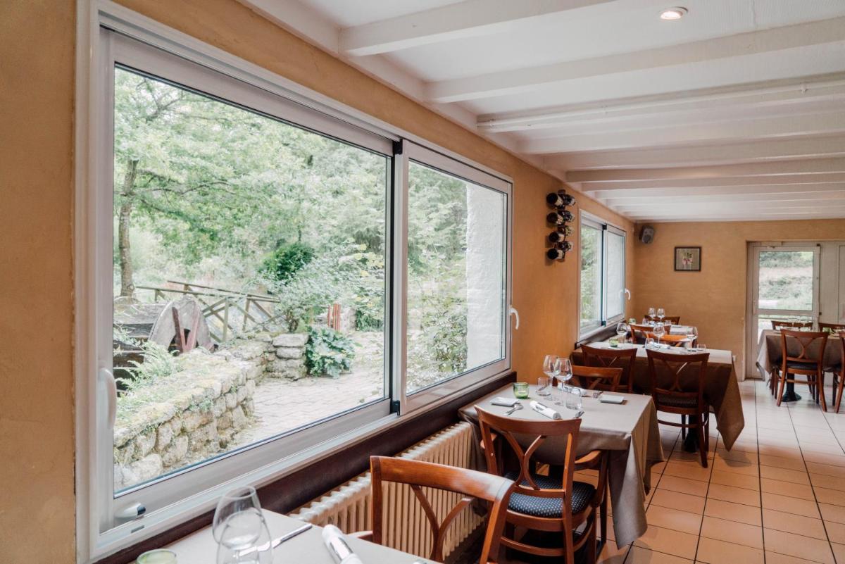 Logis Auberge de Pont Calleck - Housity