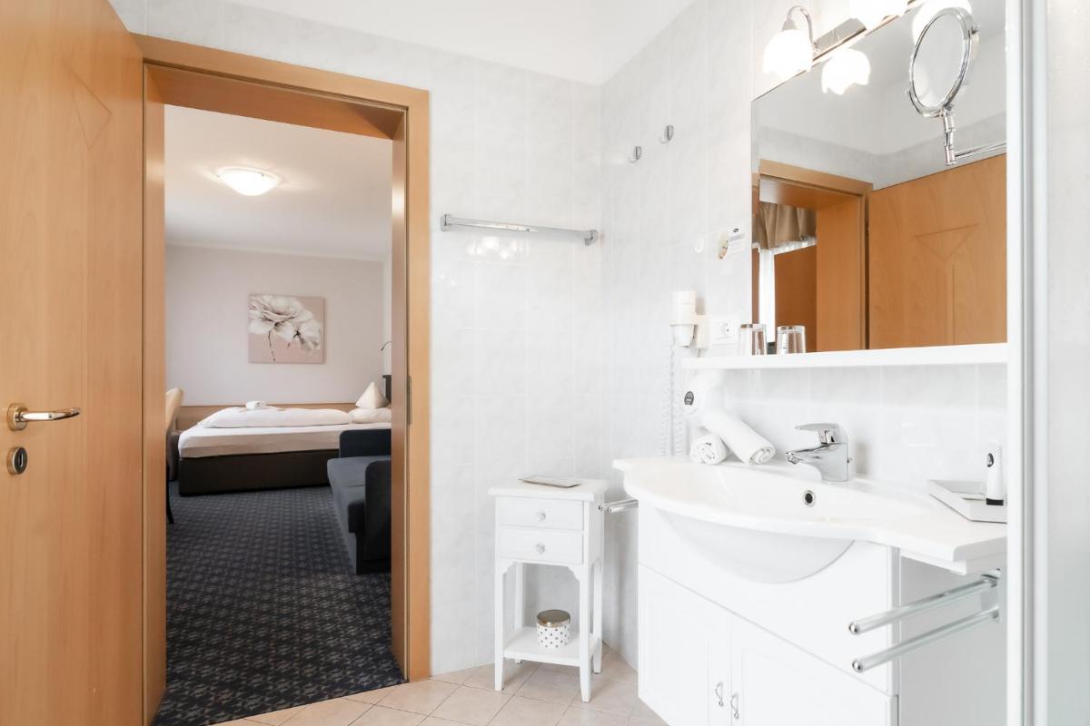 Hotel Villa Groff - Housity