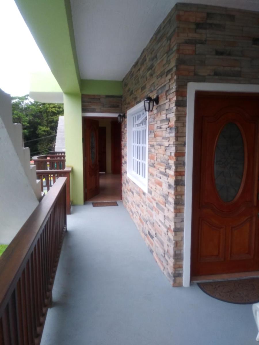 Hidden Gem Apartments (No.5) - Housity