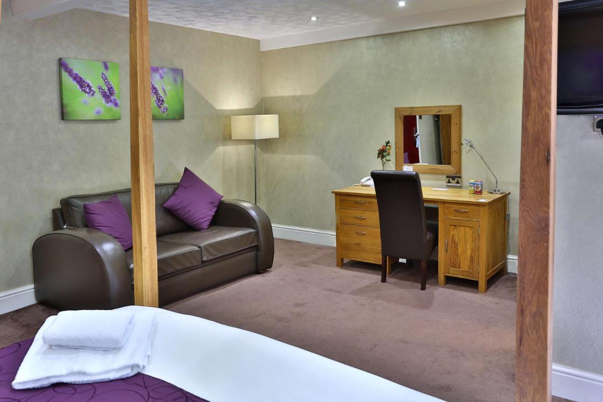 Bury Ramsbottom Old Mill Hotel and Leisure Club - Housity