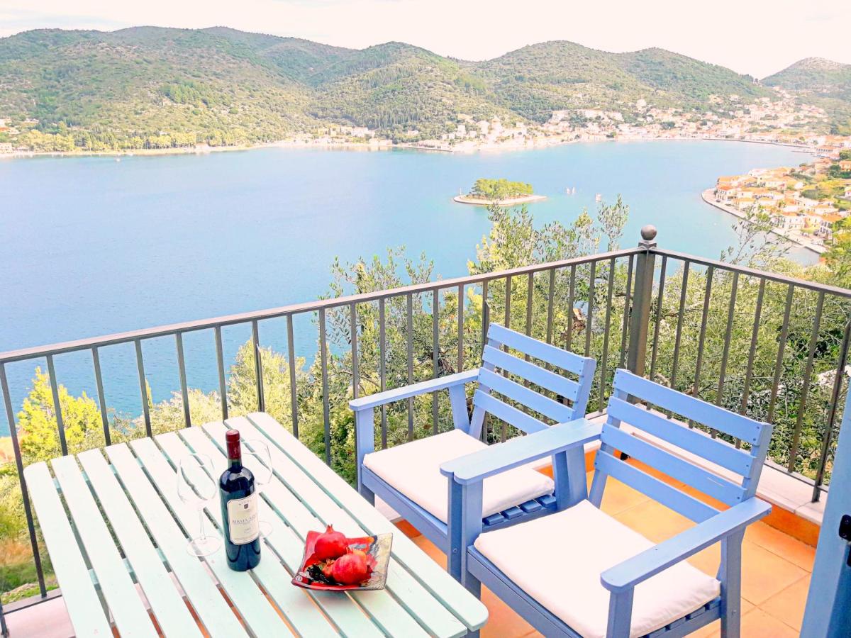 Odysseion Apartments - Housity