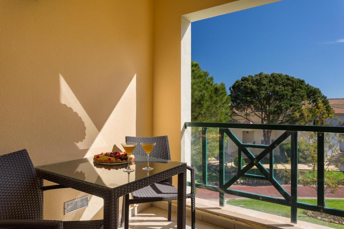 Uma varanda ou terraço em AP Adriana Beach Resort