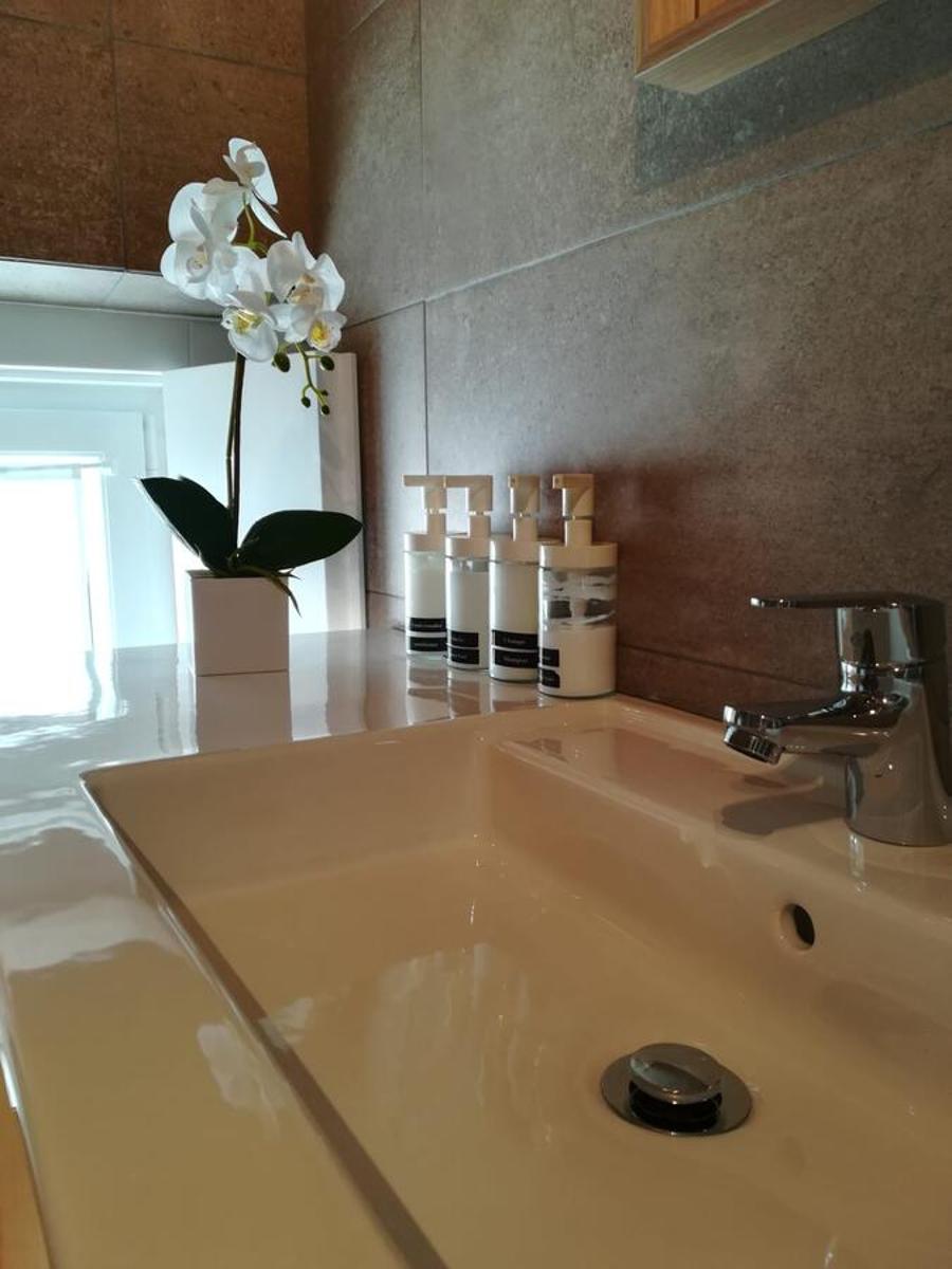 adubai Obidos - Housity