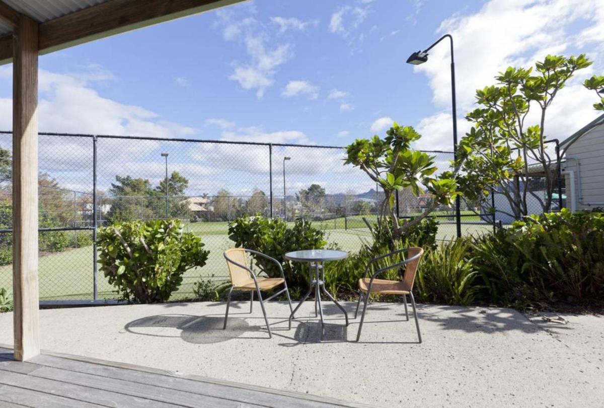Pauanui Pines Motor Lodge - Housity