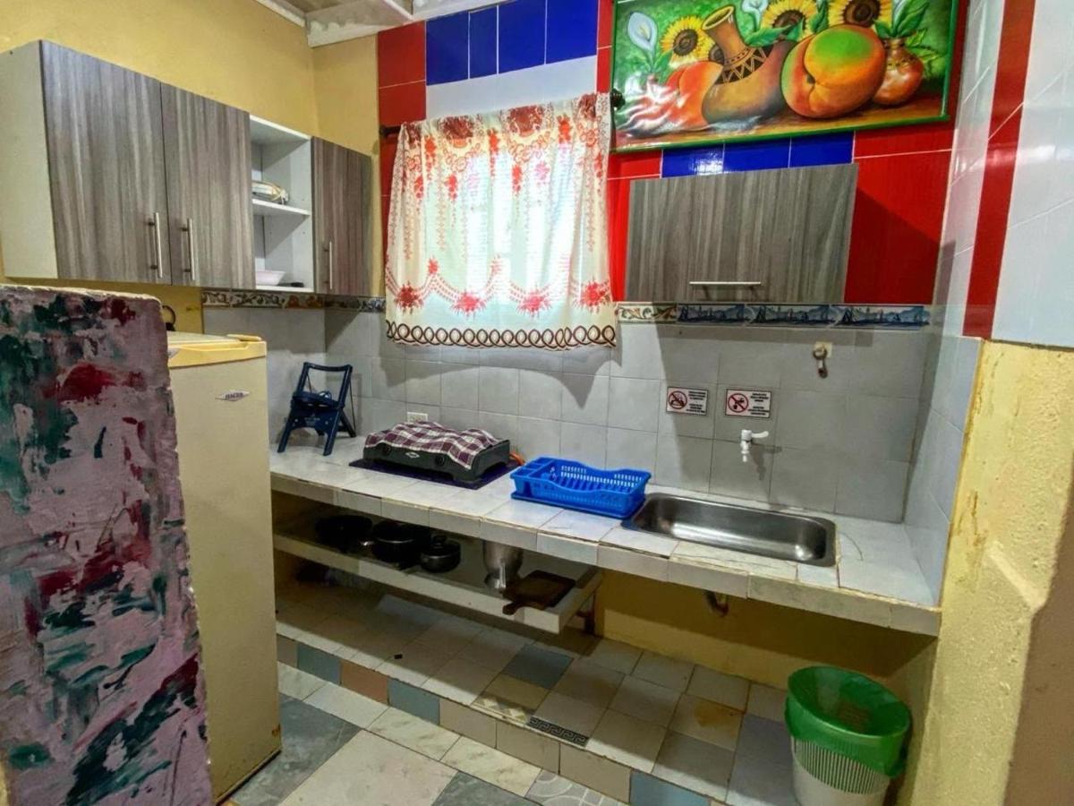 Yellow Moon Guesthouse & Apartments - Housity