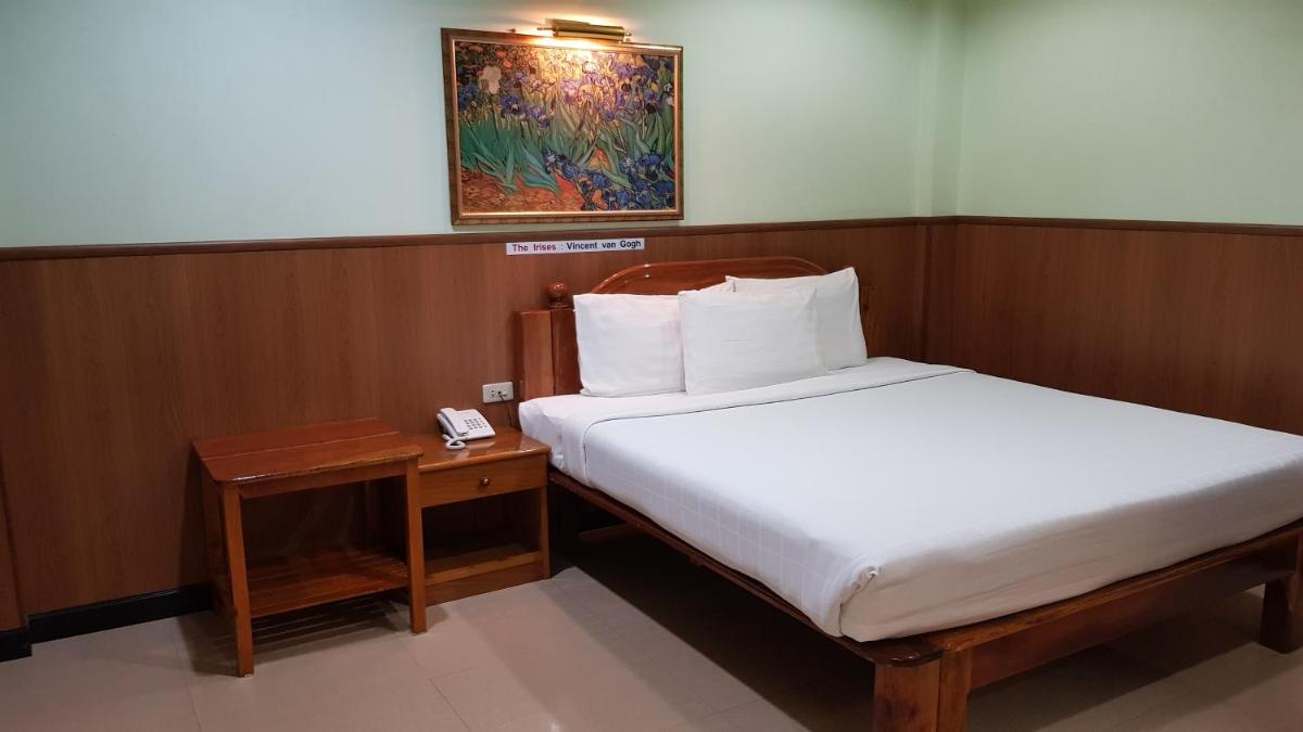 Suitetrails - Phadaeng Hotel