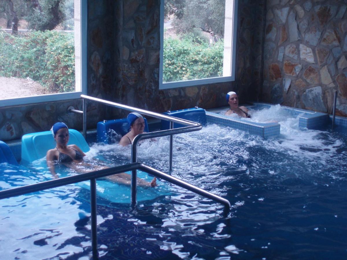 Piscina en o cerca de Hotel Balneario Fuentes del Trampal