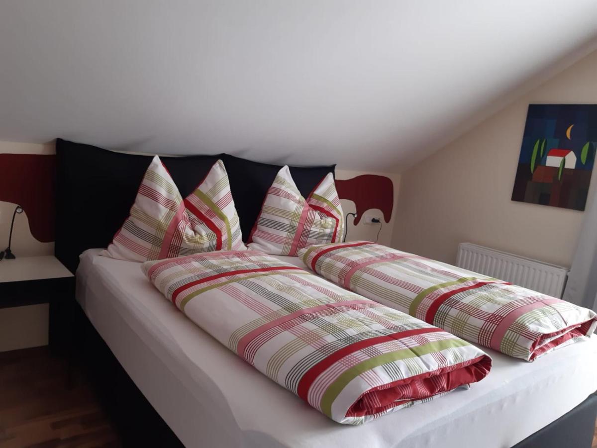 Ferienwohnung Neumeister - Housity