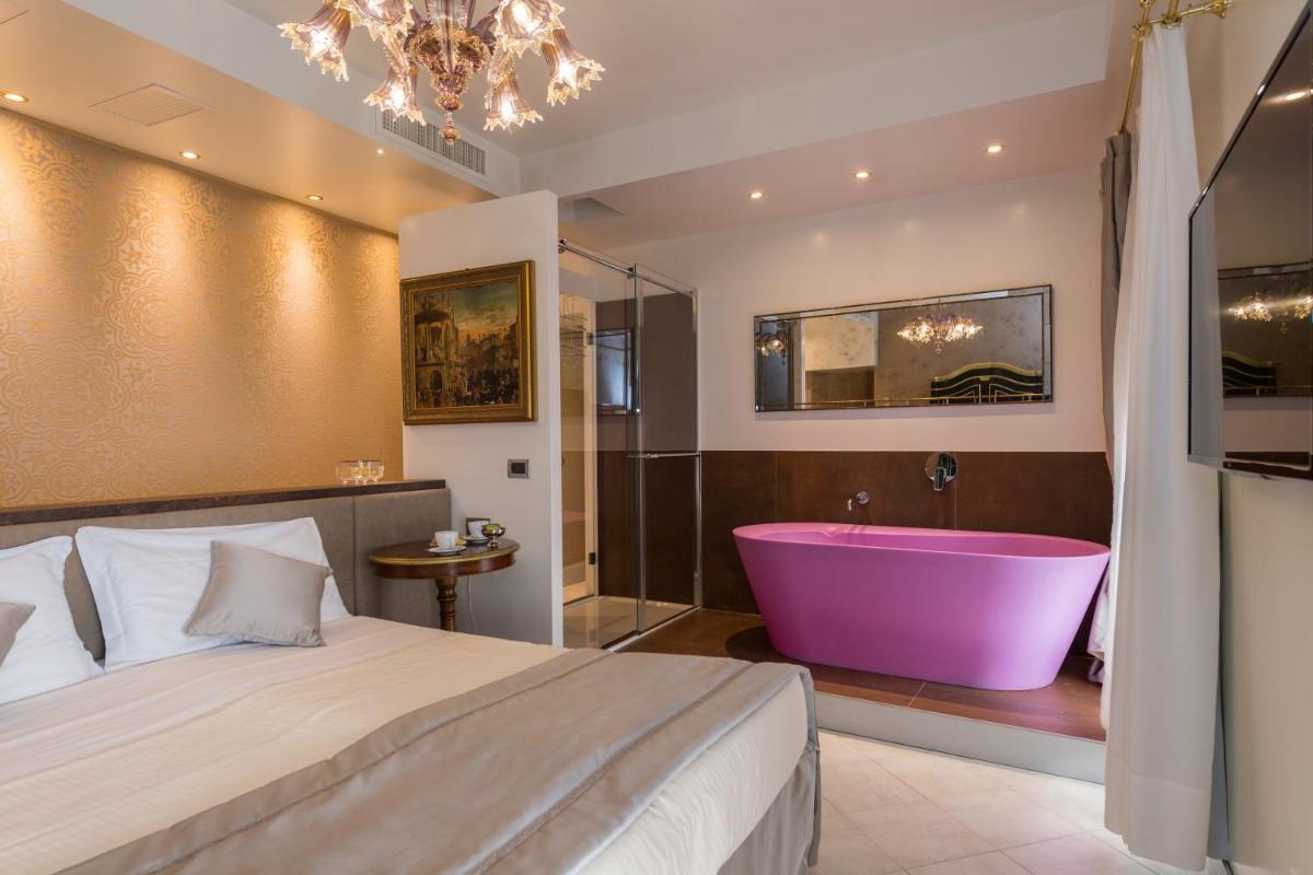 Locanda Leon Bianco on the Grand Canal - Housity
