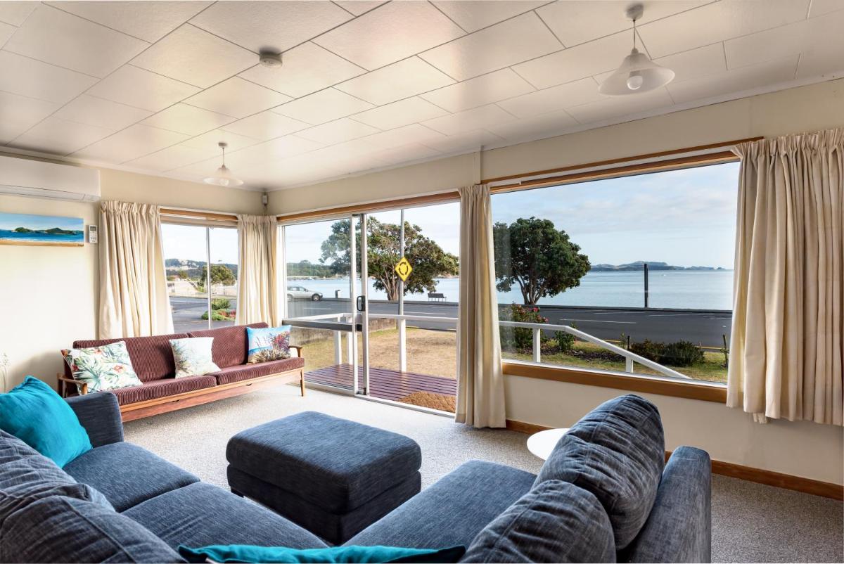 Dream View Waterfront Paihia - Housity