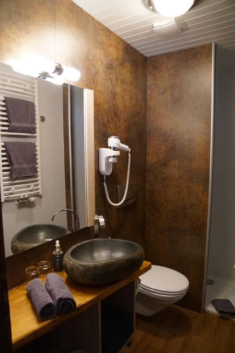 Gasthof zum Adler - Wahlwies-3 km z Bodensee Hotel geöffnet - Rest-Mo-Di-geschl - Housity