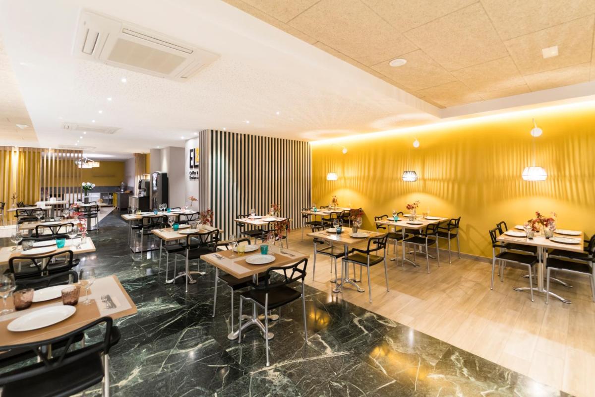 Hotel Sercotel Tres Luces - Housity
