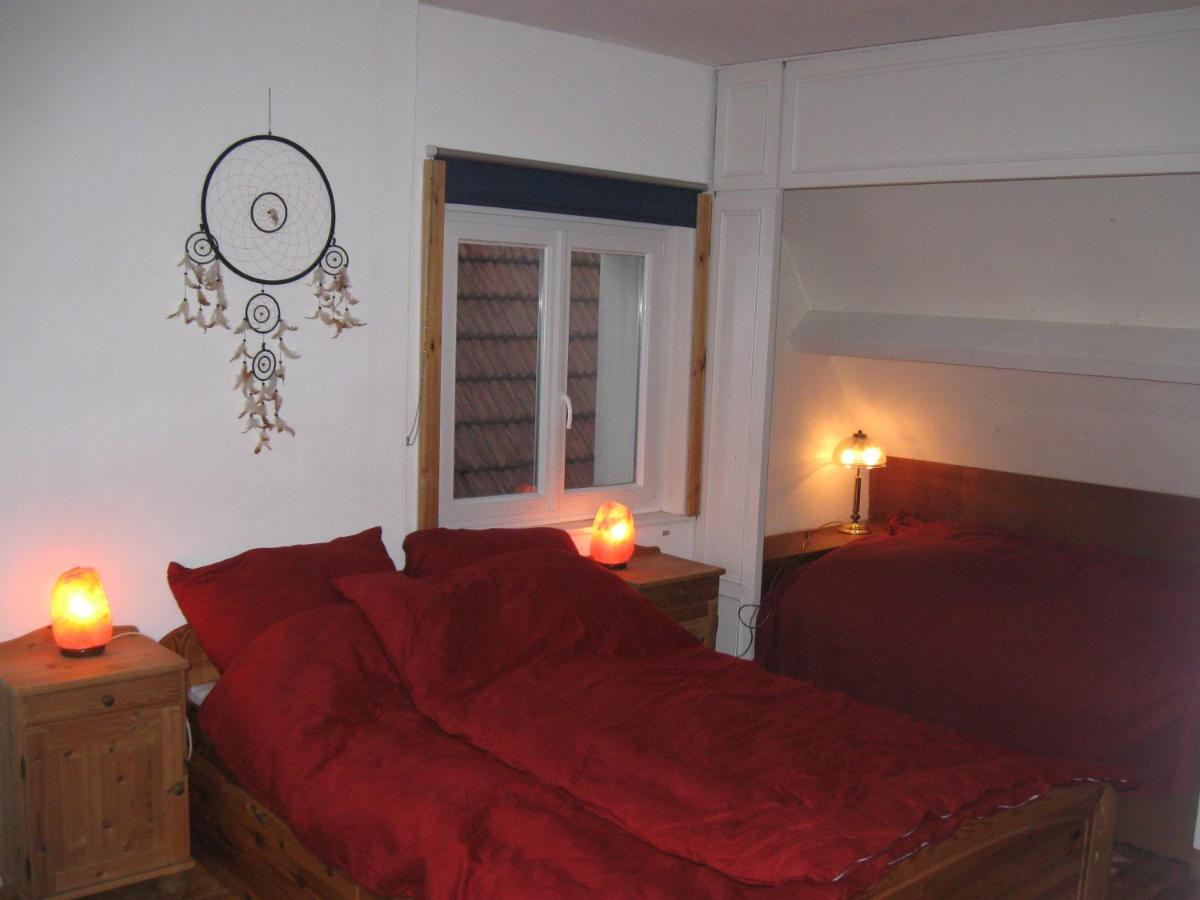 Familiensuite, zwei Zimmer, Mitbenutzung von Küche und Bad - Housity