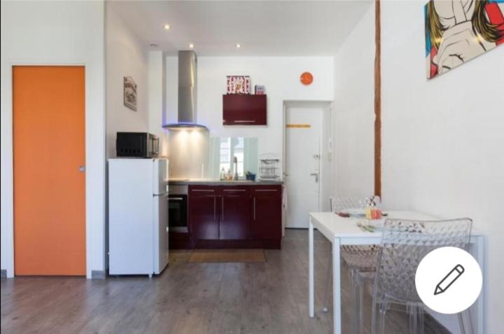 Grand studio au bord de l'eau - Housity
