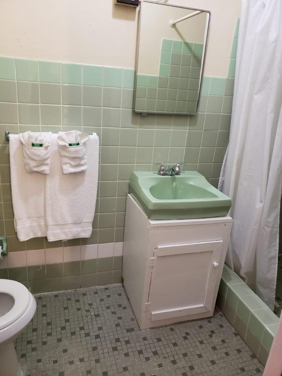 Midtown Guest House - Housity