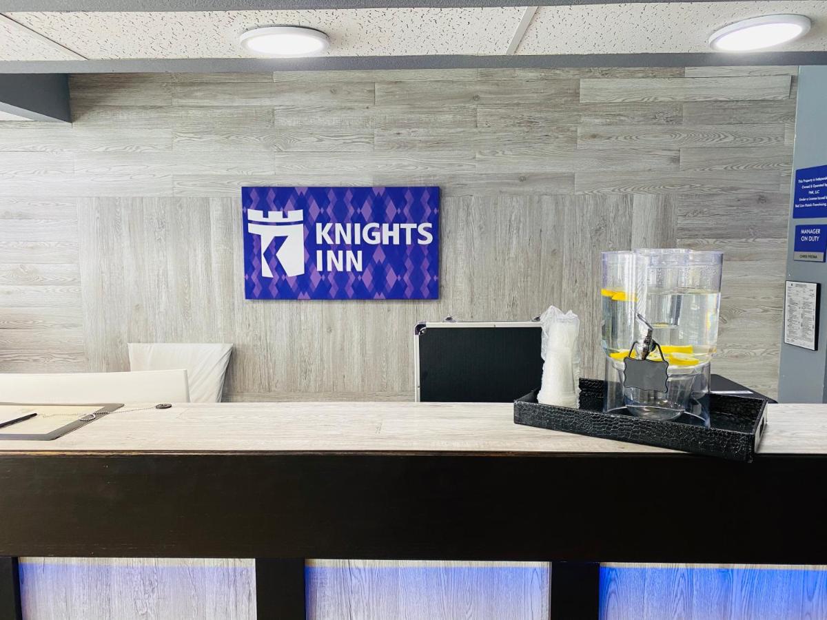 Knights Inn Antioch - Housity