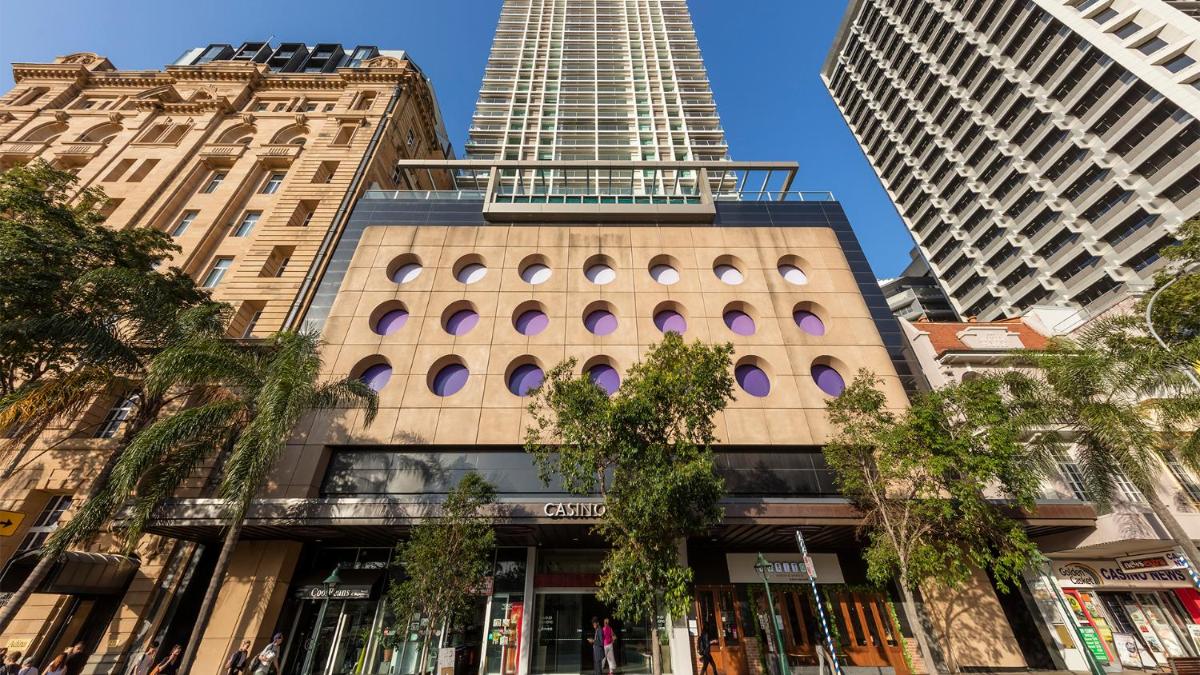Oaks Brisbane Casino Tower Suites - Housity