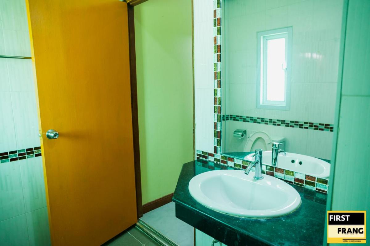 First and Frang Hotel-SHA Extra Plus - Housity